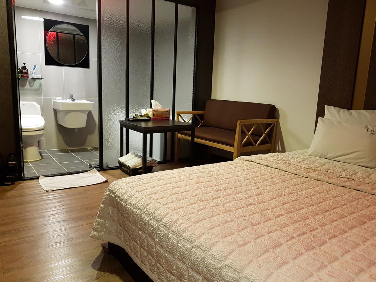 Vitamin Hotel Busan Exterior photo