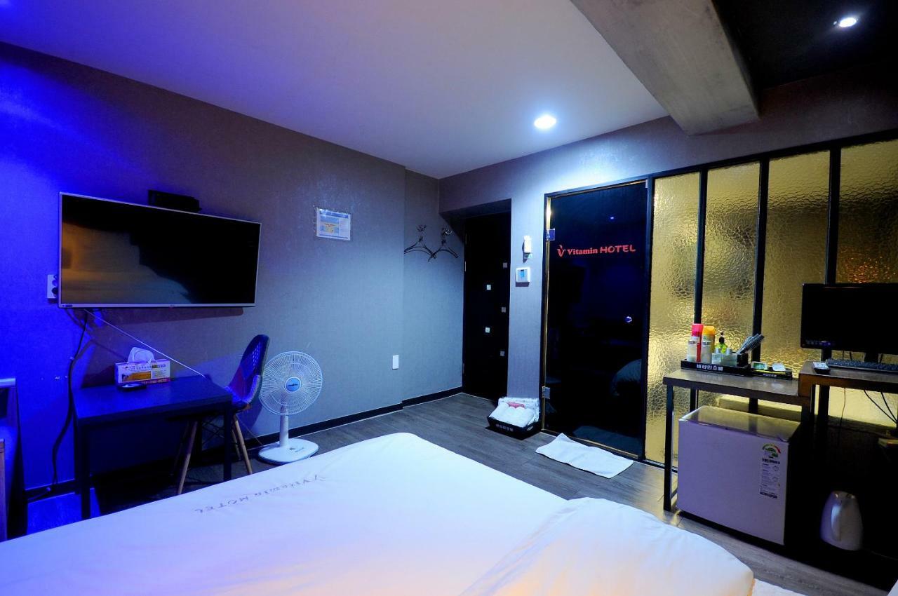 Vitamin Hotel Busan Exterior photo