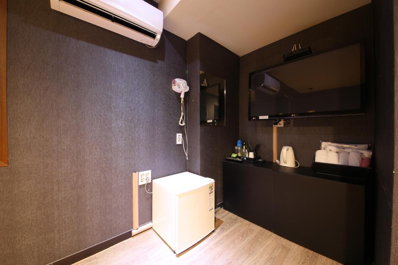Vitamin Hotel Busan Exterior photo